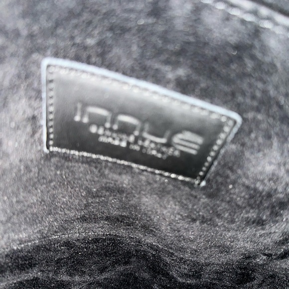 Innue leather handbag - Picture 9 of 13